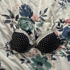 Floral print bra